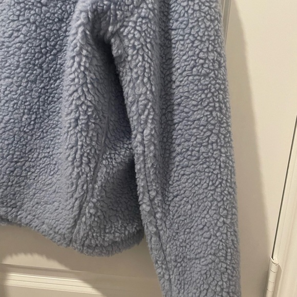 Lululemon pull over - Picture 5 of 5